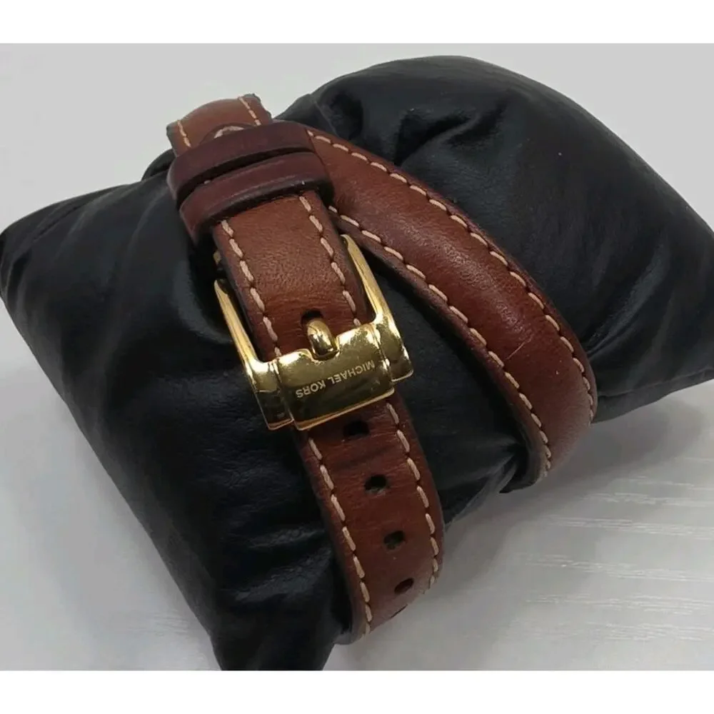 Michael Kors MK2256 Womens Runway Gold Tone Watch Leather Strap New Battery W266